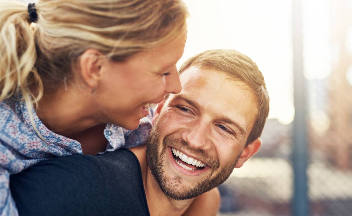 MX - 1140x700 -Man and woman together.jpg